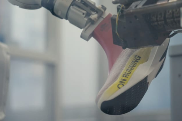 On (ONON) earnings Q3 2025