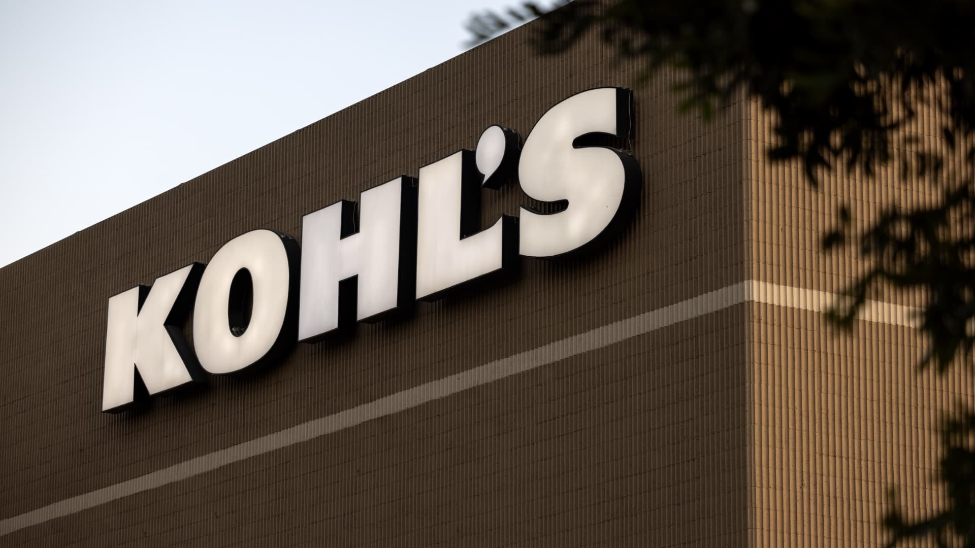 Kohl’s to name Michael Bender as permanent CEO, Bloomberg News reports