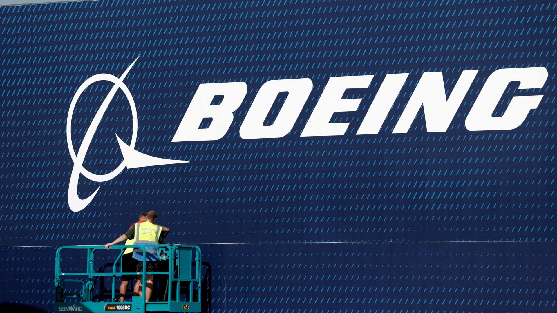 Striking Boeing defense workers vote on new contract