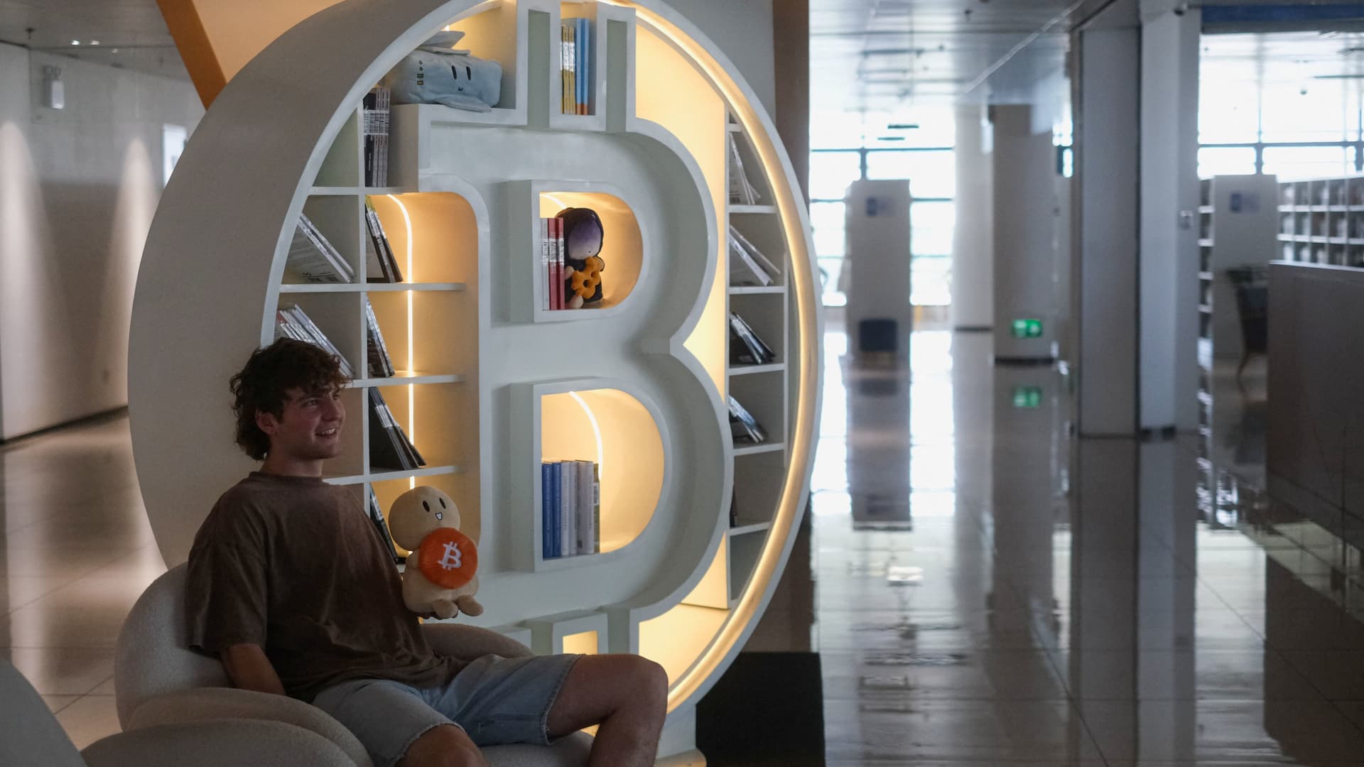 Bitcoin bottom is falling out. Where Katie Stockton says selling may stop