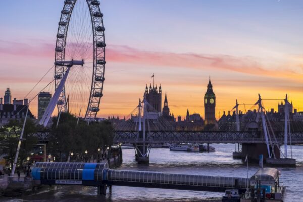 European markets set to slump at the open as AI worries return