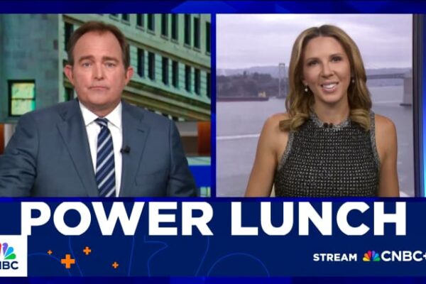 Buffett Google bet 2 decades after billionaire inspired search IPO