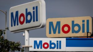 This oil stock finally has technical momentum on its side, Josh Brown says