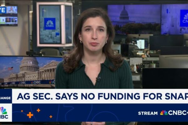 Where SNAP benefits stand amid government shutdown negotiations