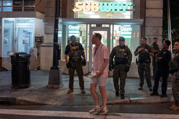 DC sandwich thrower Sean Dunn found not guilty of assaulting federal agent