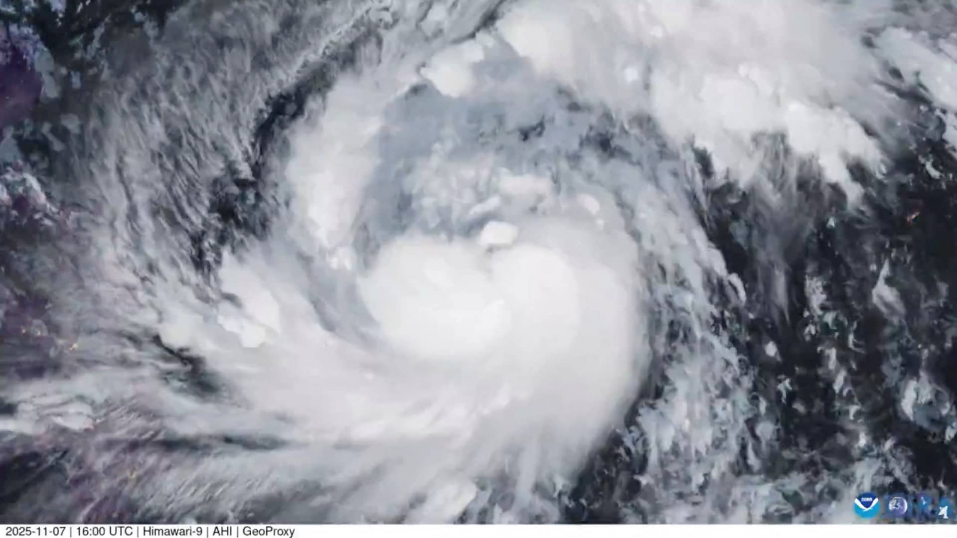 Super Typhoon Fung-wong Philippines
