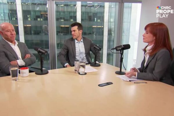 Barry Sternlicht says he will drop employees in favor of AI