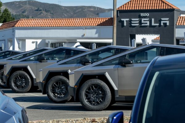 Tesla will rally more than 25% as it makes progress in robotaxi development, Stifel says