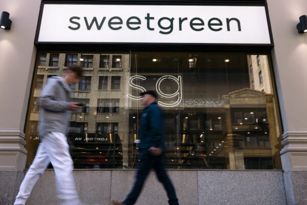 Why Sweetgreen sales, stock are falling