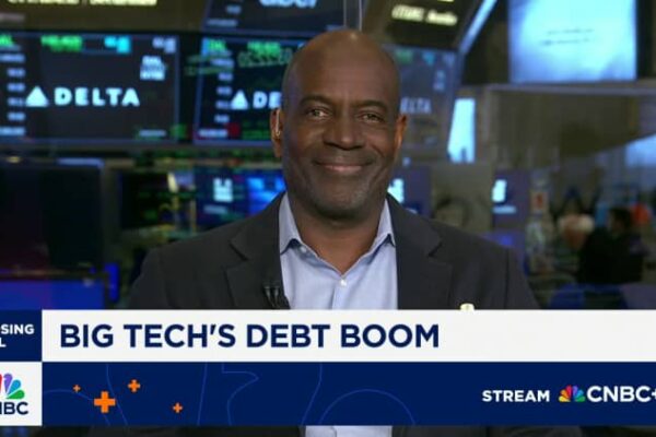 Apple announces new program that cut ‘mini app’ fees in half