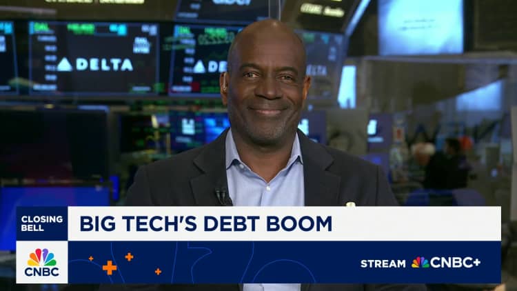 Apple announces new program that cut ‘mini app’ fees in half