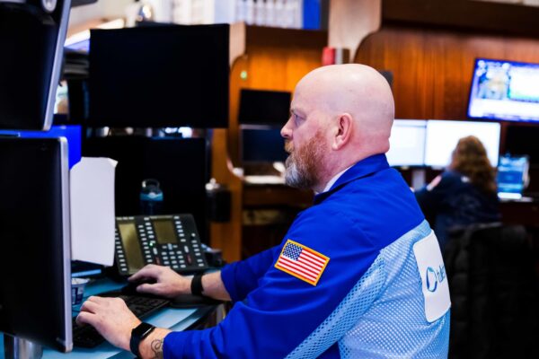 This buy now, pay later stock is getting crushed. How to capitalize on the downside move