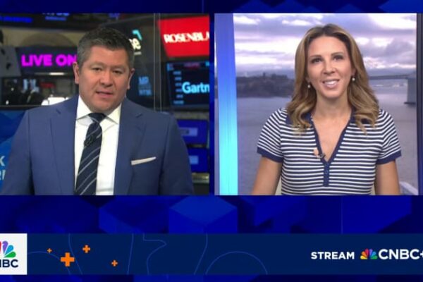 Anthropic unveils Claude Opus 4.5, its latest AI model