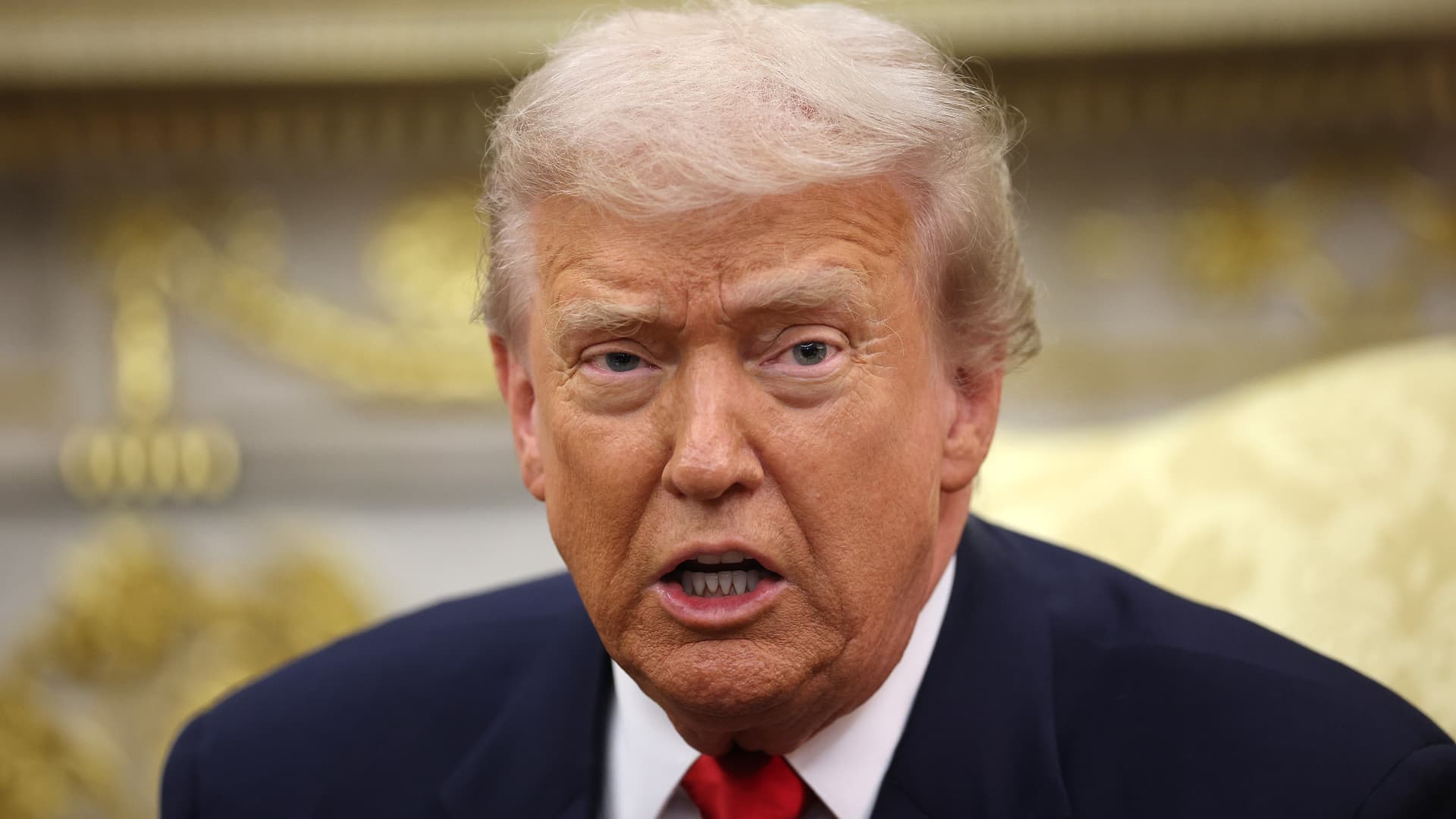 Trump calls to revoke ABC’s license over reporter’s Epstein files question