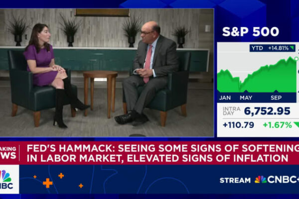 Cleveland Fed’s Hammack supports keeping rates around current ‘barely restrictive’ level