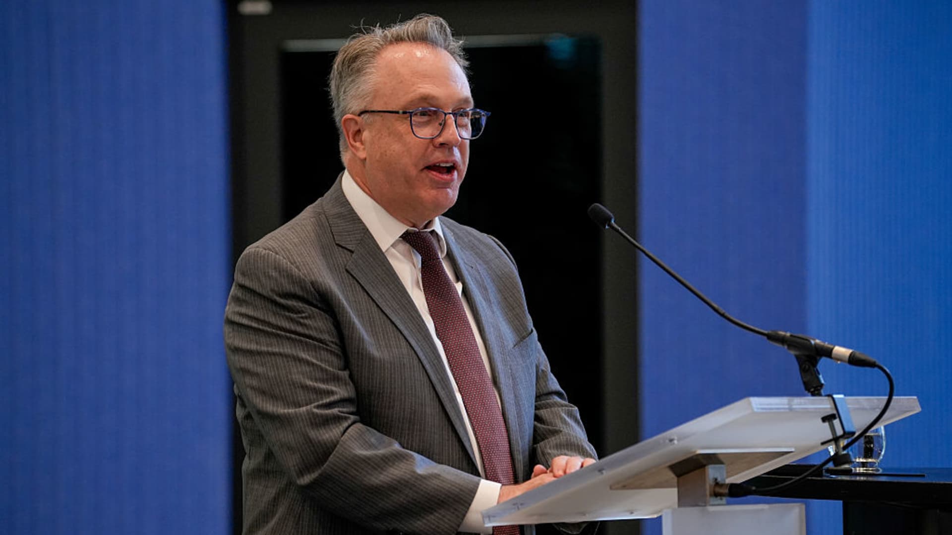 5 things to know before the stock market opens Monday