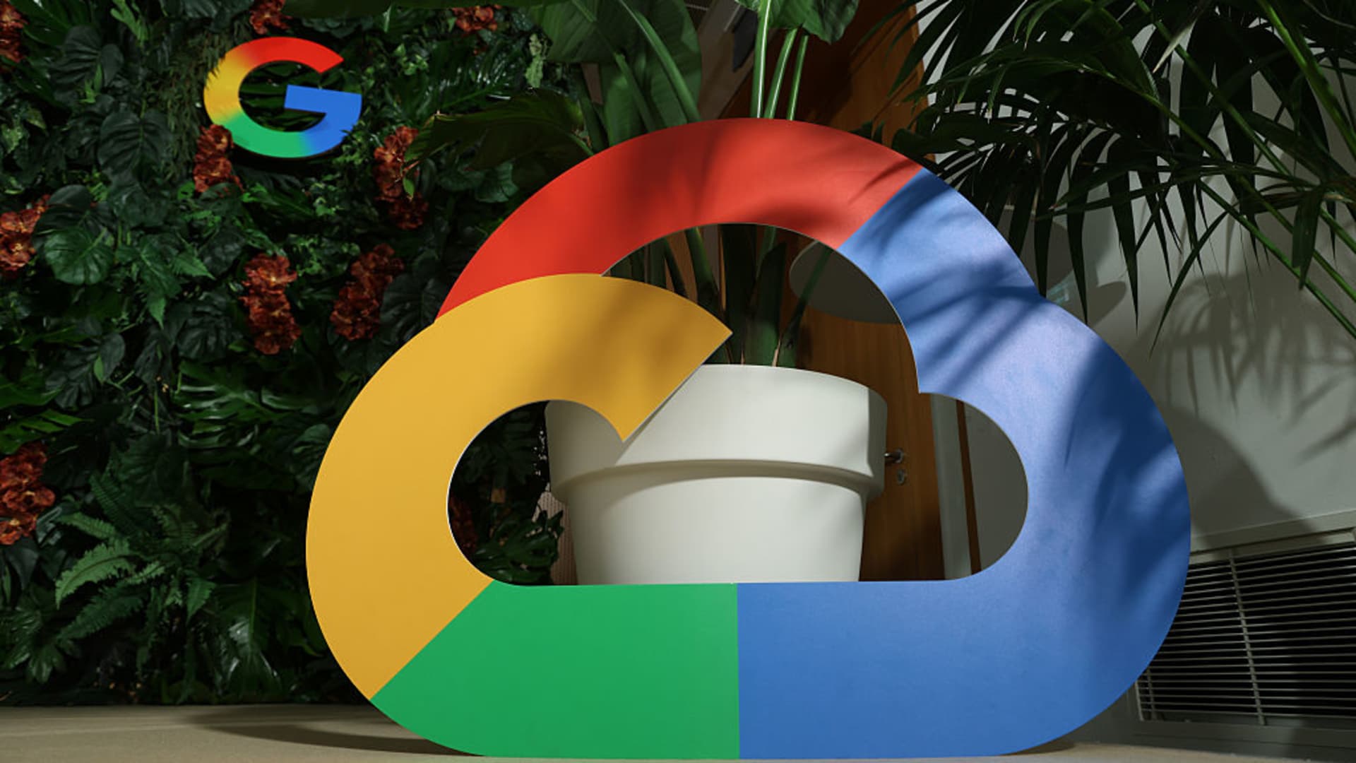 A risky alpha bet in markets to revive AI trade