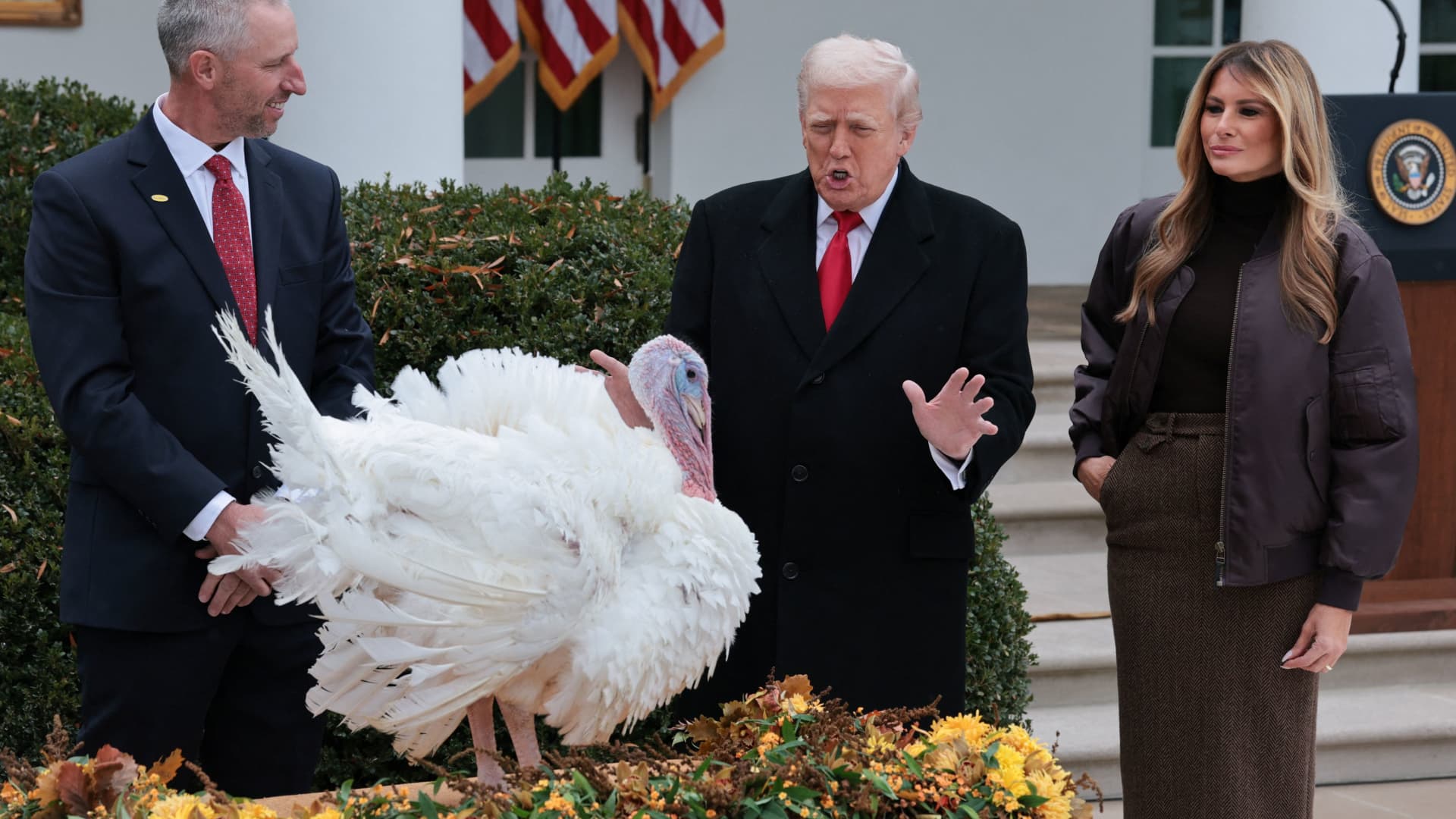 Trump pardons turkeys, attacks Biden and says Ukraine deal ‘close’