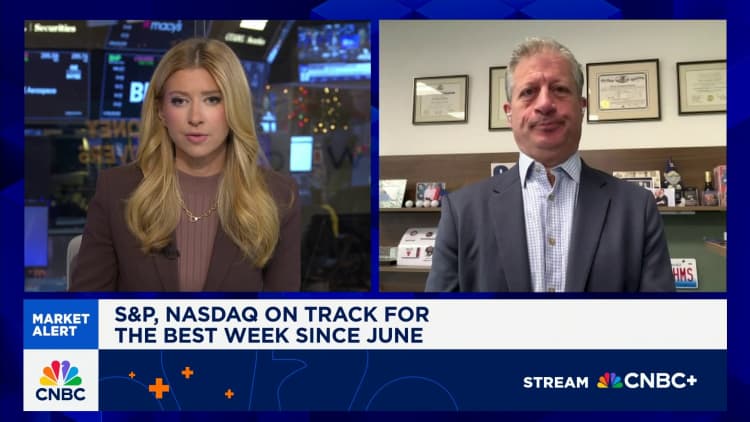 Workday shares sink on subscription revenue guidance concerns