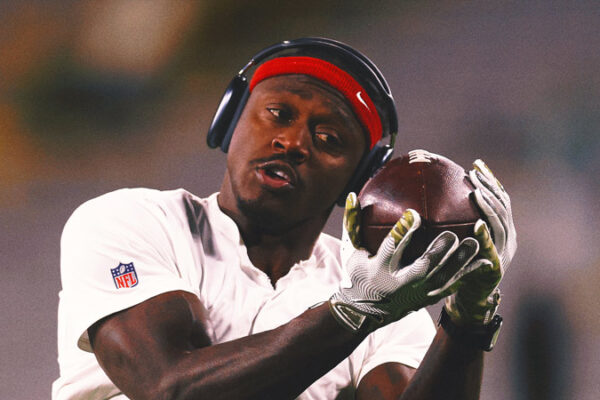 Philadelphia Eagles WR A.J. Brown: ‘If You Got Me on Fantasy, Get Rid of Me’