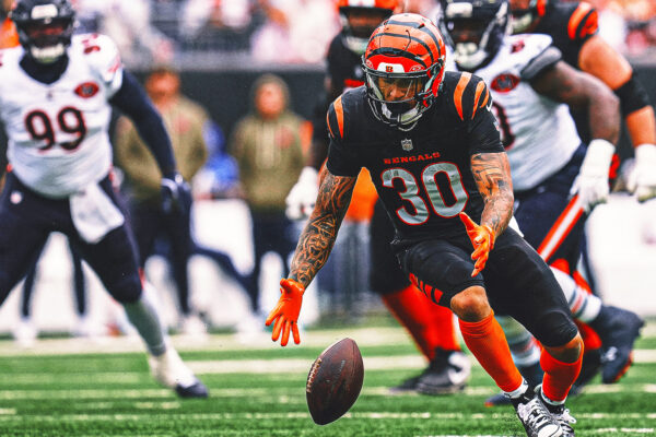 Bengals RB Chase Brown Calls Out Defense After Loss to Bears: ‘What the F—‘