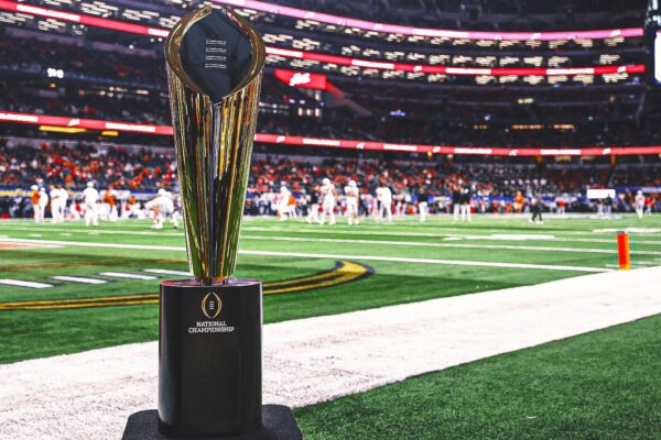 College Football Playoff Rankings: Ohio State on Top; Notre Dame, Oregon Jump Up