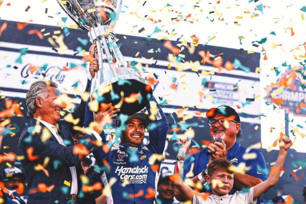 4 Takeaways From Cup Finale: Kyle Larson’s Triumph, Denny Hamlin’s Letdown