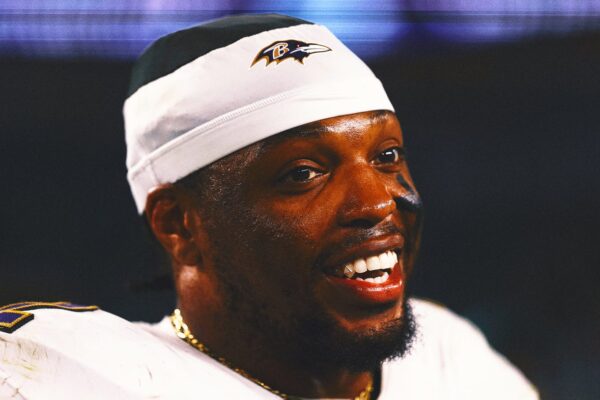 Derrick Henry Q&A: Ravens Star Dishes on Lamar’s Return, Favorite RBs, More