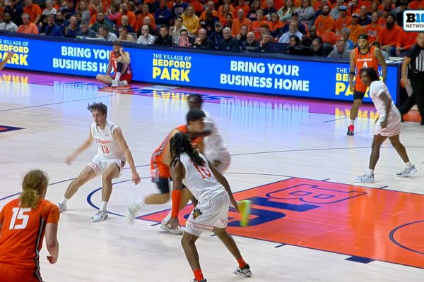 Andrej Stojakovic sinks tough spin jumper, plus the foul, extending Illinois' lead over Texas-Rio Grande Valley
