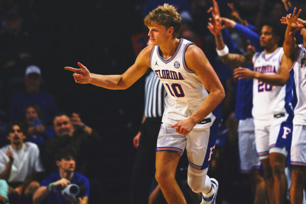 Last Night in College Basketball: A Big Night For Florida in More Ways Than One