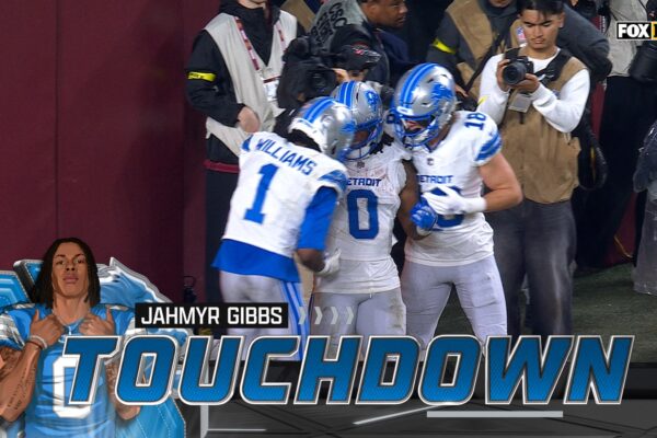 Monday Morning NFL Top 10 Rankings: Patriots on the Brink; Seahawks, Rams Climb