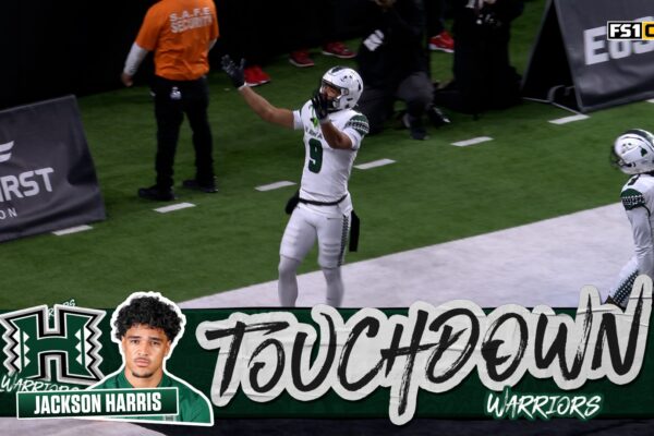 Jackson Harris takes it to the house for 70-yards, giving Hawai'i an early lead over UNLV