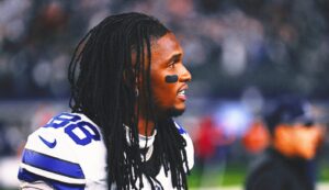 Cowboys WRs CeeDee Lamb, George Pickens Benched for Opening Drive vs. Raiders