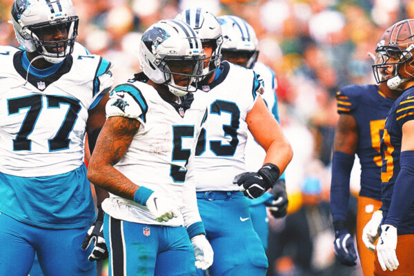 Panthers RB Rico Dowdle Starts GoFundMe After Being Fined for his Celebration