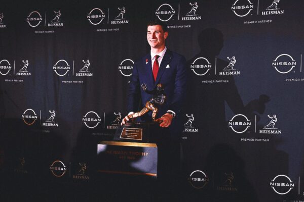 Career Update: Fernando Mendoza Posts Heisman Win on LinkedIn