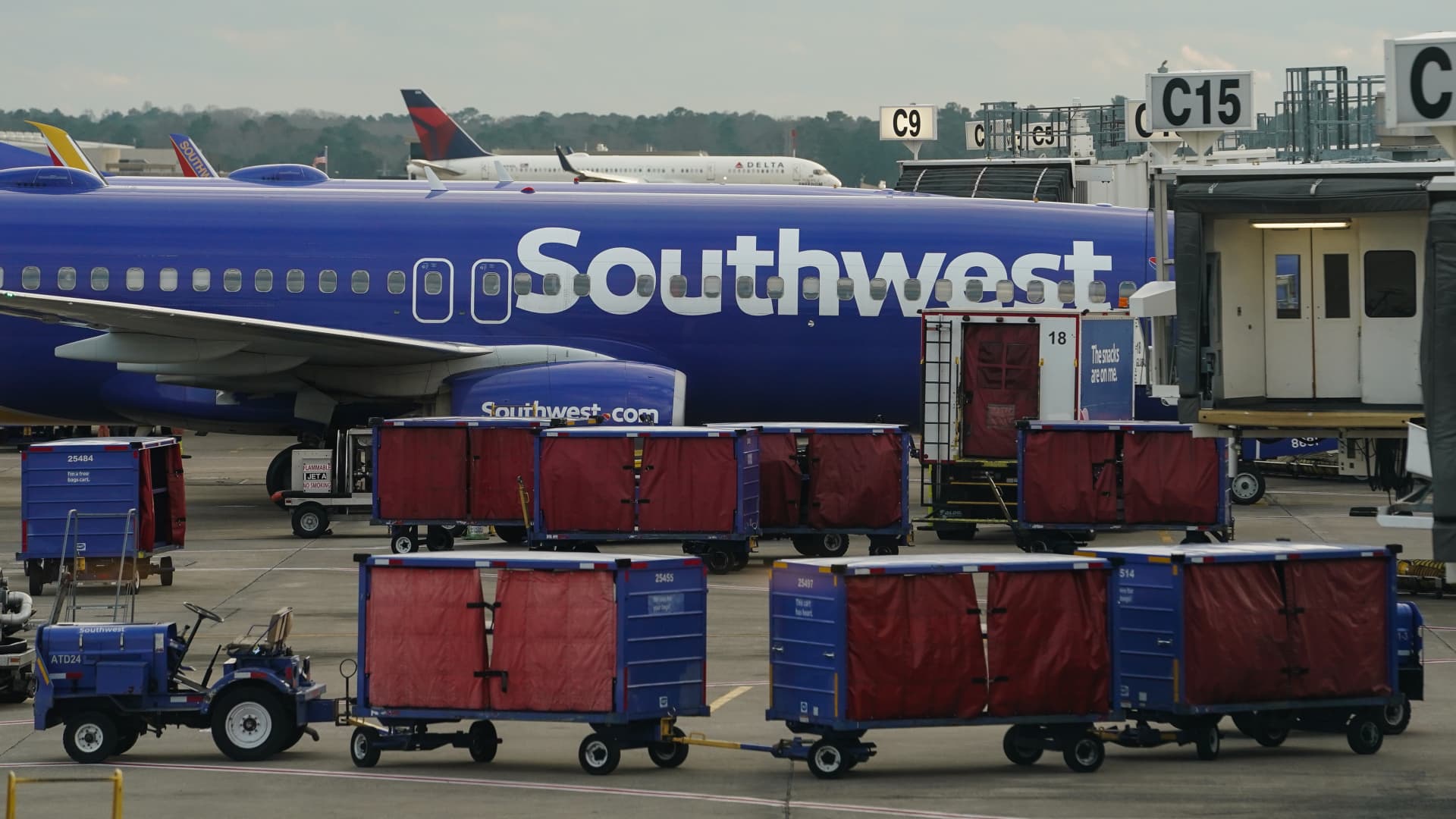 Trump admin waives  million Southwest 2022 holiday meltdown fine