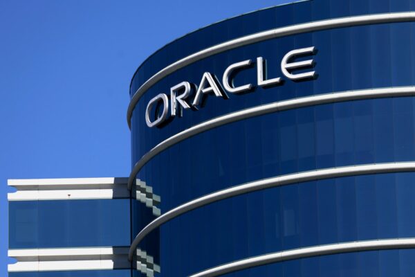Concerns over Oracle’s debt spill over into its projects