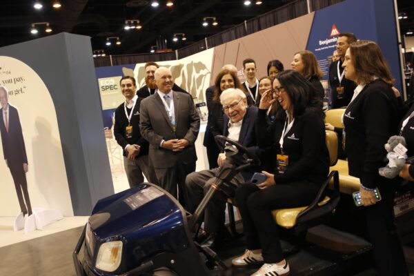 Warren Buffett nailed the timing on Alphabet — whether by design or not