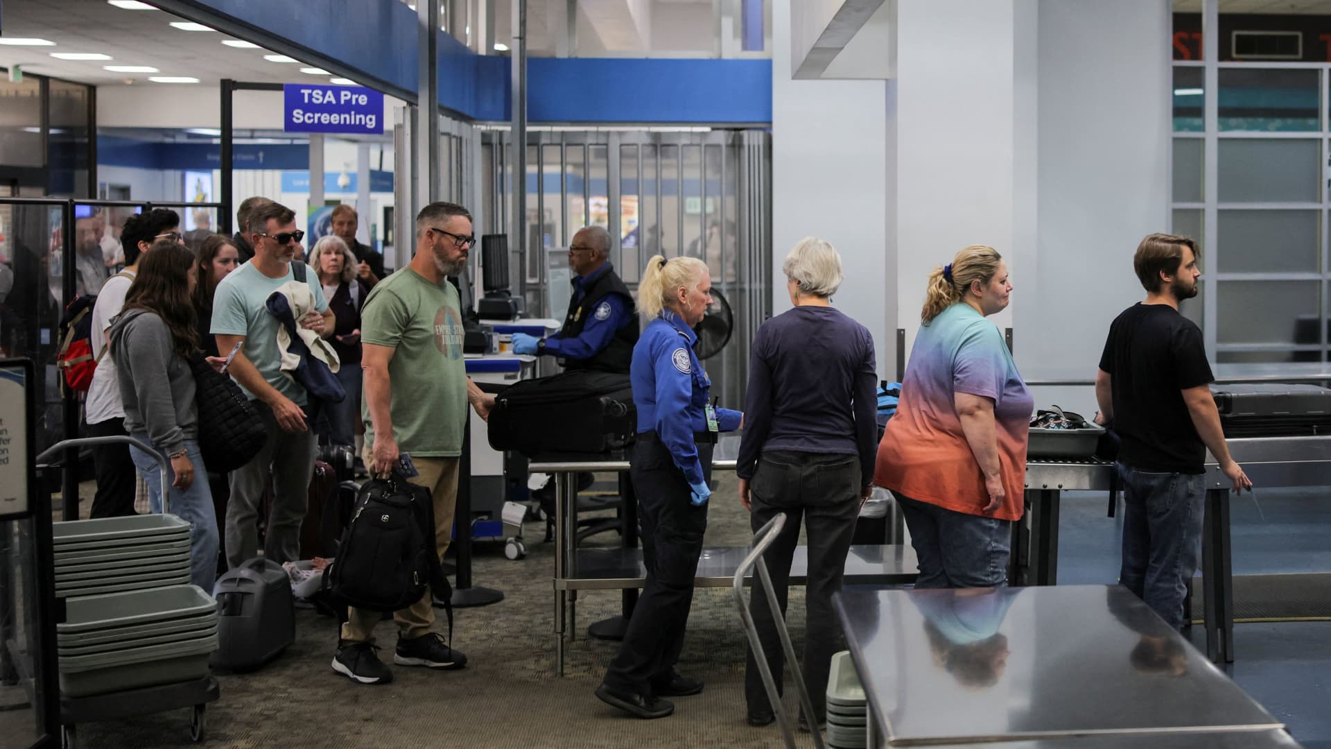 TSA will charge  fee for air passengers without REAL IDs
