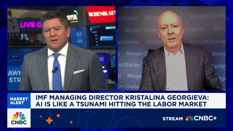 What Harvard researchers learned about human use of AI in office work