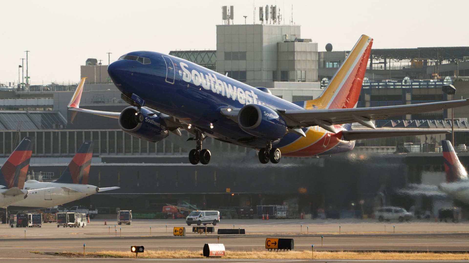 Southwest CEO says airline ‘actively pursuing’ airport lounge network