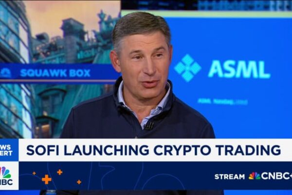 SoFi stock drops on .5 billion stock offering