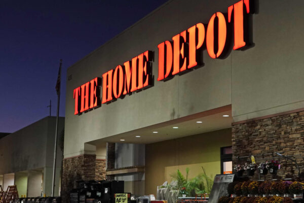 3 positive signals for Home Depot — and its shareholders — heading into 2026