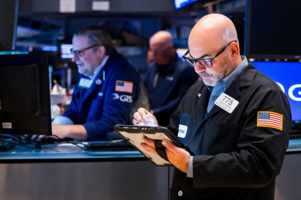 Shares of this old school manufacturer are turning around. Carter Worth says it’s a buy