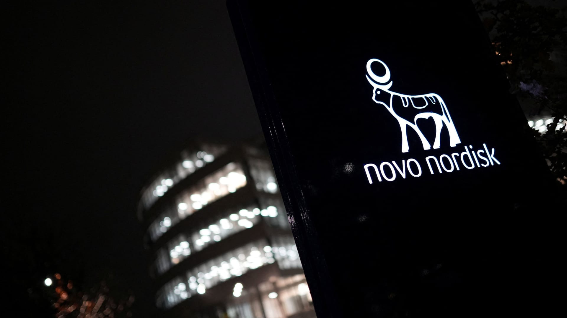 Novo Nordisk’s new obesity pill, Alphabet’s data center deal, the end of EV euphoria and more in Morning Squawk