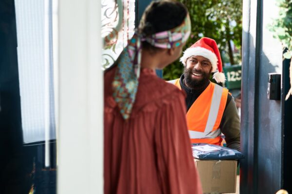 How Much To Tip During Holidays, Plus Money Tools That Make It Easy