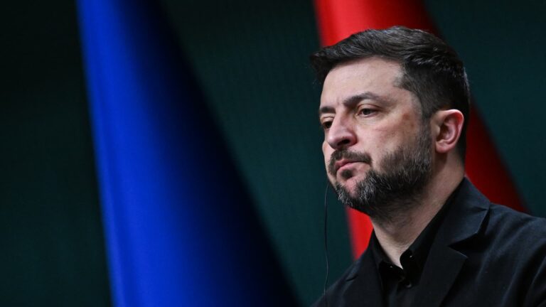 Ukraine’s Zelenskyy ditches ambition to join NATO ahead of peace talks