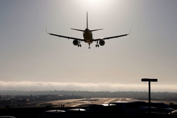 Airbus share prices falls on report of quality issue on A320 aircraft