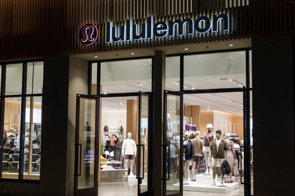 Activist Elliott builds Lululemon stake, suggests CEO candidate