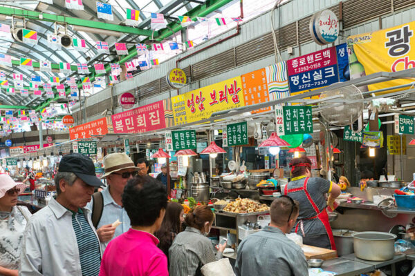 South Korea headline inflation at 2.4% y/y, bolstering case for rate pause